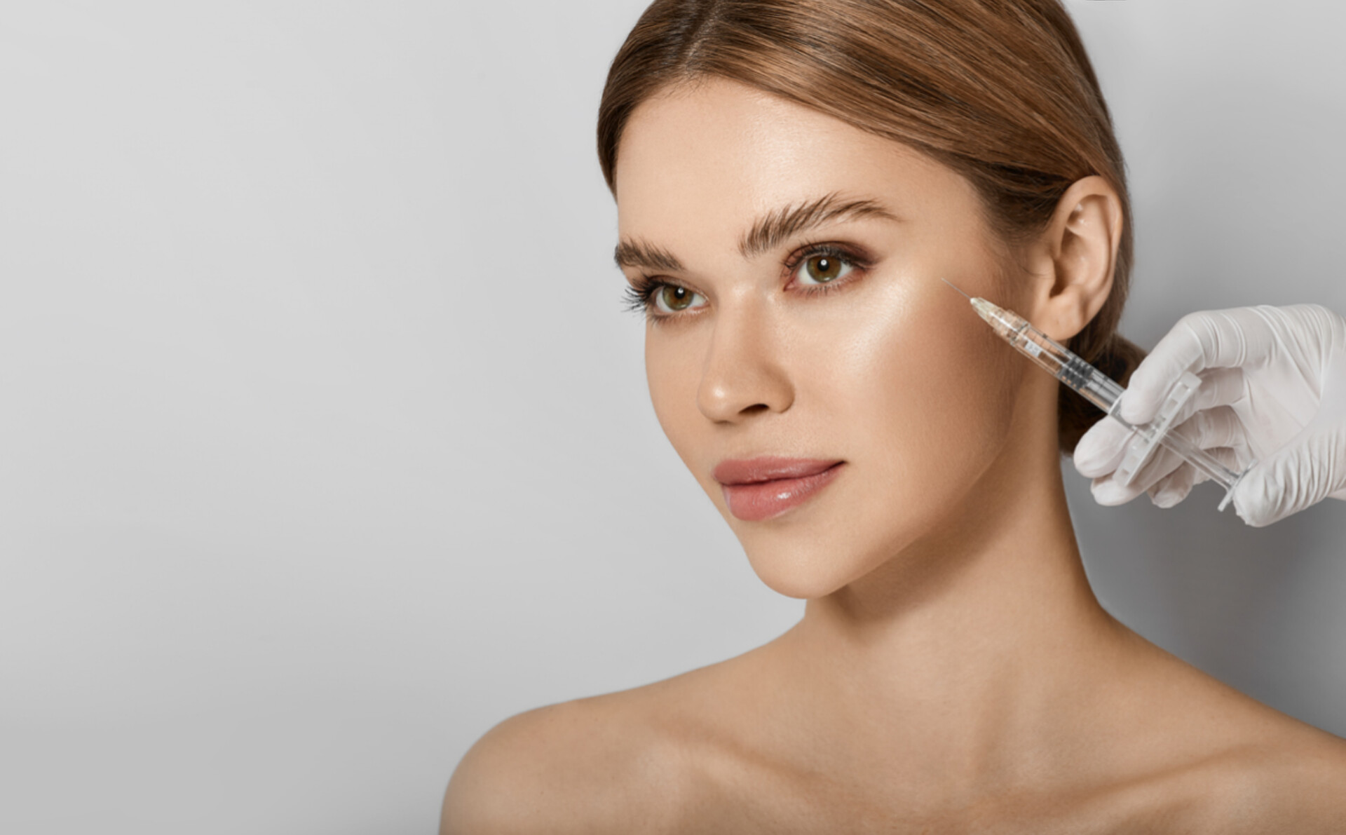 تزریق فیلر صورت هر سی‌سی با تخفیف ویژه در کلینیک زیبایی زیباریس | پیروزی تهران