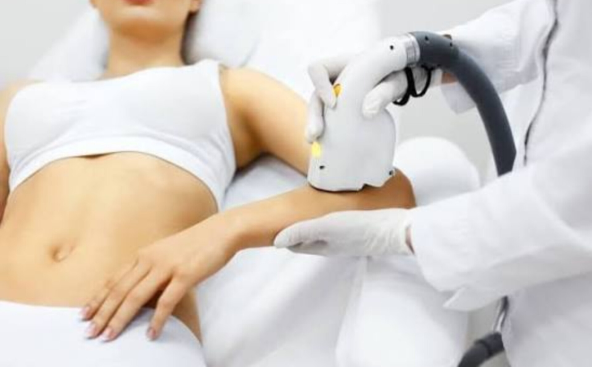 لیزر موهای زائد دو دست بانوان با دایود پلاس ۲۰۱۹ در اندرزگو | تخفیف ویژه زیبا بن برای پوست صاف و بی‌