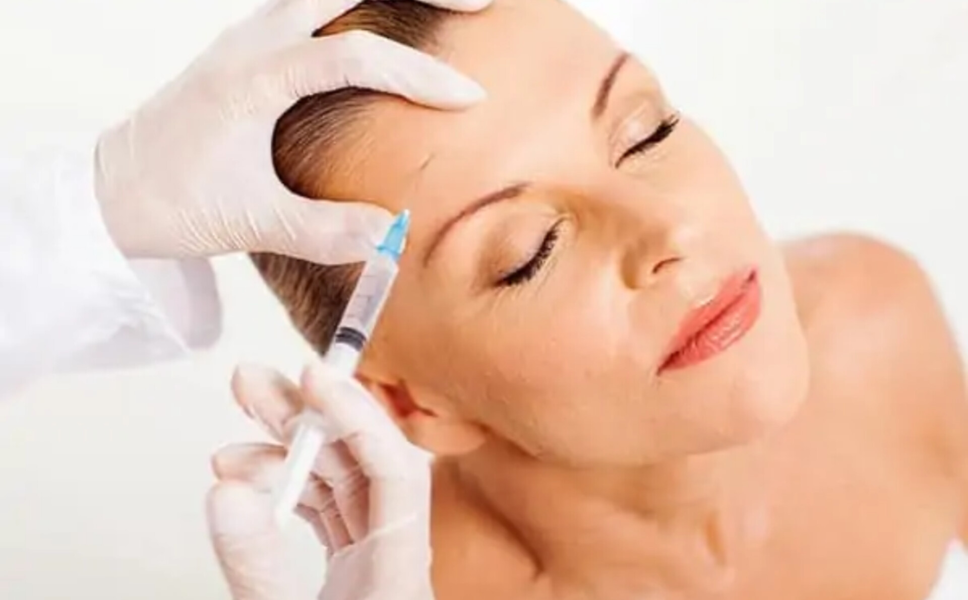 تزریق نیم سی‌سی ژل با تخفیف ویژه در مرکز زیبایی فیمر | جردن و میرداماد تهران